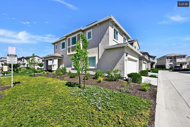Building Photo - 5048 Cumberland Dr