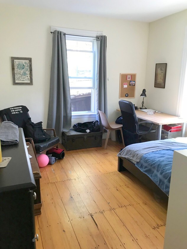 Primary Photo - 125 Hampshire St