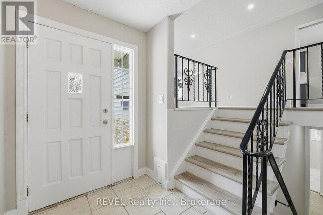 Photo du bâtiment - 8230 Westwood St