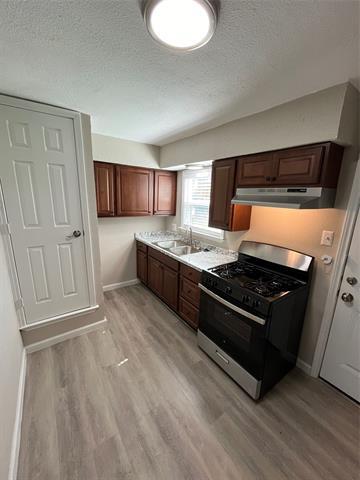 Building Photo - 124 E Marguerita Dr