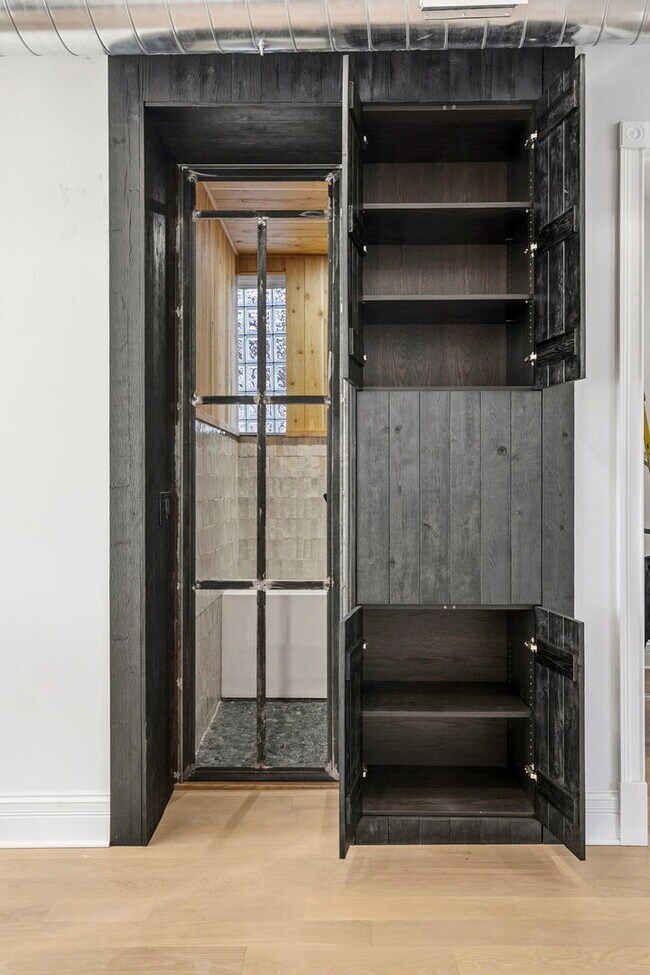 Foto del edificio - 1414 N Maplewood Ave