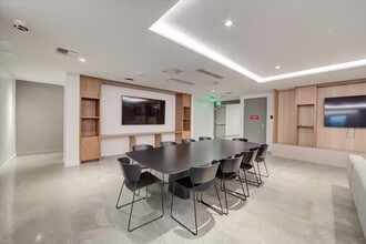 Interior Photo - 145 Leavenworth St