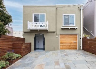 Building Photo - 1314 35th Ave