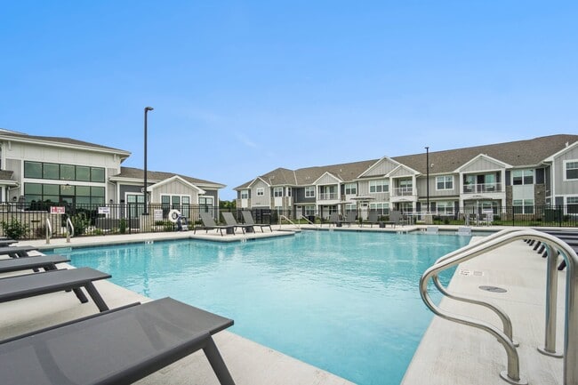 Piscina estilo resort de Seasons at Mount Pleasant - Seasons at Mount Pleasant