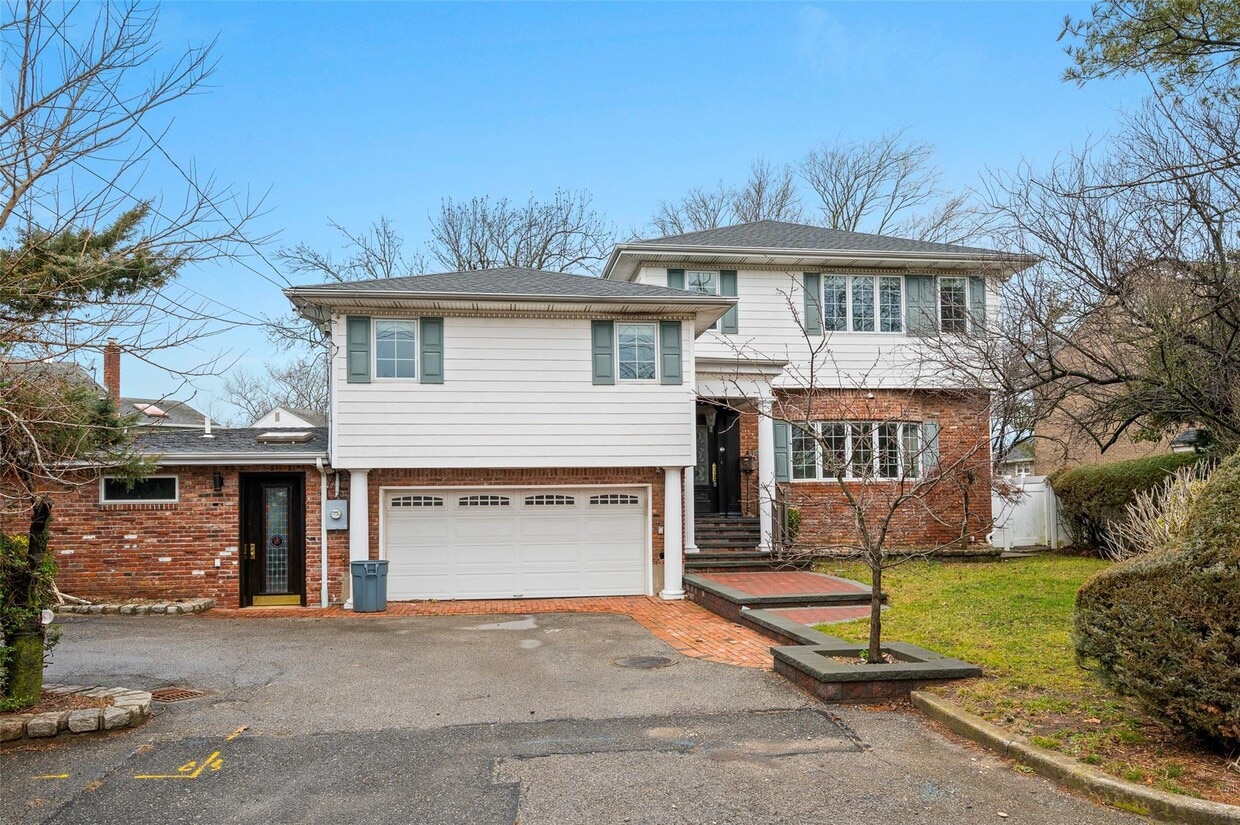 Primary Photo - 600 Oceanpoint Ave