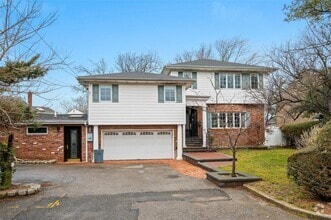 Building Photo - 600 Oceanpoint Ave