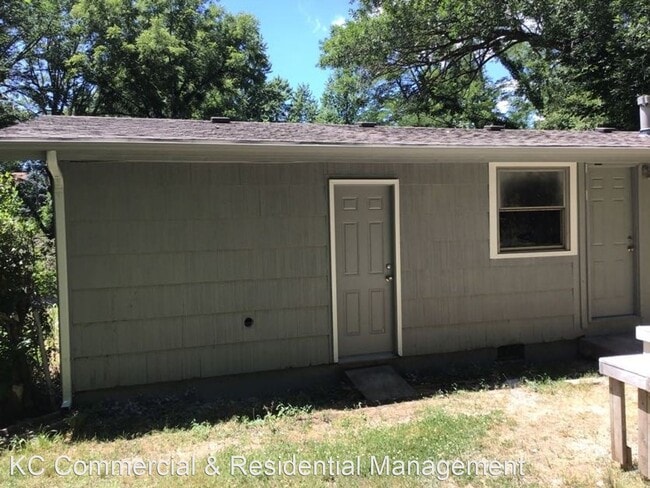 Building Photo - 3 br, 1 bath House - 5429 N Bales Terrace