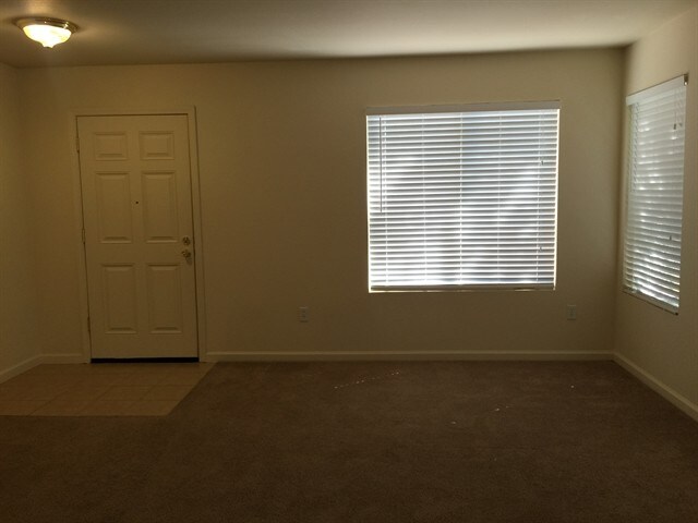 Foto del edificio - 7854 Cavalier Way