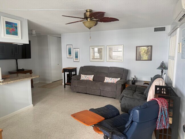 Foto del edificio - 3600 N Ocean Dr