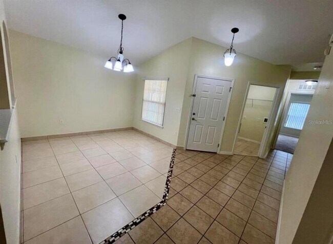 Foto del edificio - 3401 Heath Dr