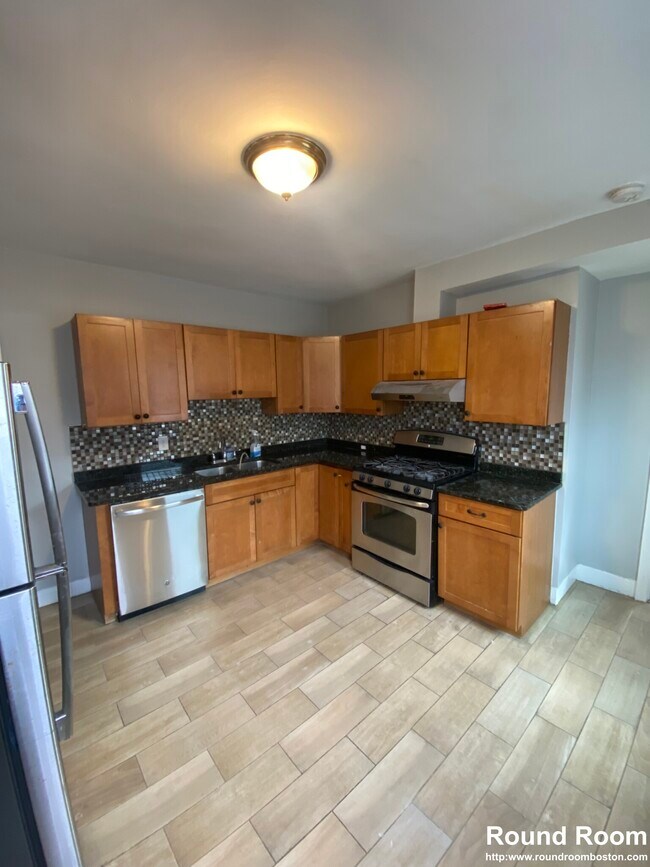 32 Moreland St Unit 3, Somerville, MA 02145 Apartments in Somerville