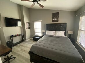 Building Photo - 1269 Liberty Pky NW