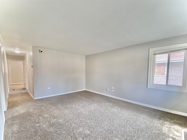 Foto del edificio - 14622 Kenwood Ave