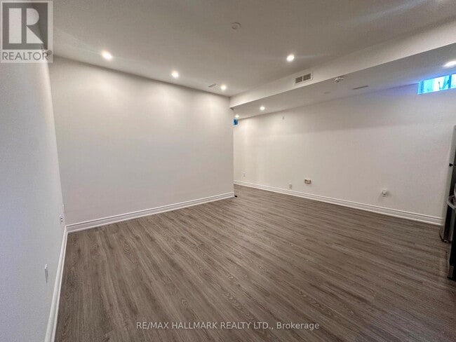 Building Photo - 91 Greenbank Dr