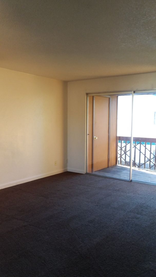 Foto del edificio - 5495 A St