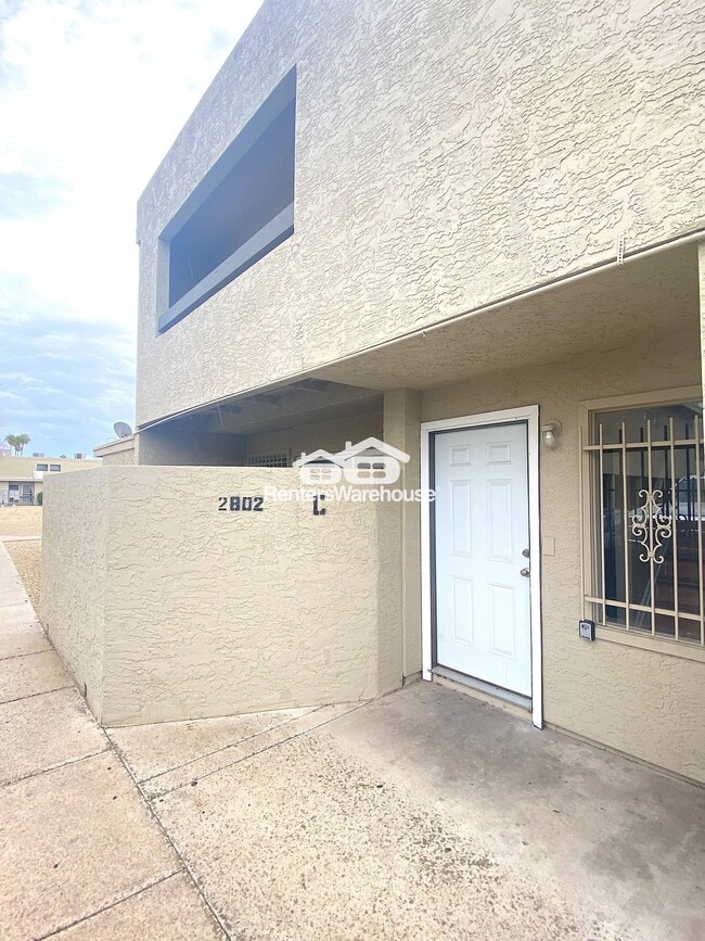 Building Photo - 2802 N 43rd Ave