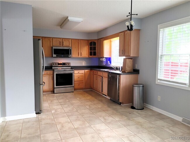 Foto del edificio - 579 Homestead Dr