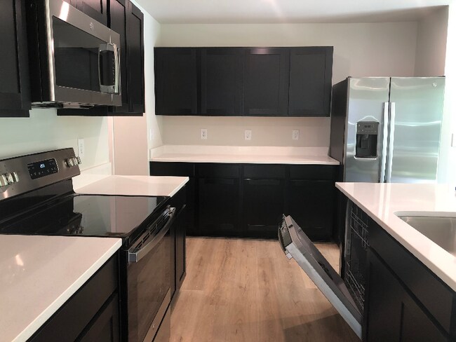 Foto del edificio - 133 Davis Grove Ln