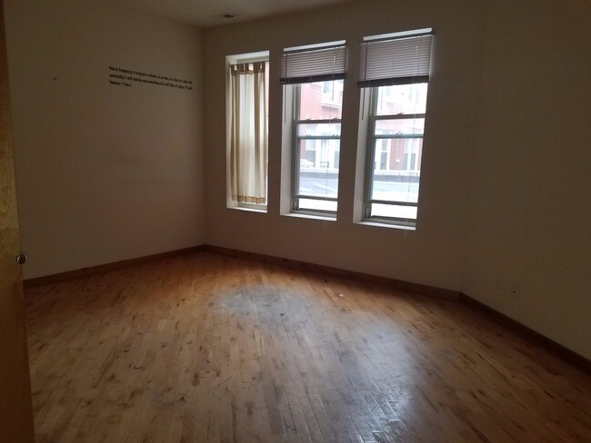 Foto del edificio - 5128 S Kimbark Ave