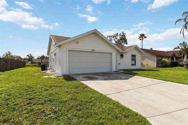 Building Photo - 3540 65th Ave Cir E
