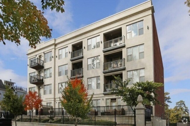 Downtown Kansas City MO Townhouses under $500 - Kansas City, MO - 1,427