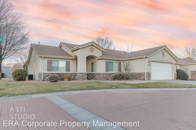 Foto del edificio - 3 br, 2 bath House - 804 W. Monte Verde Cir.