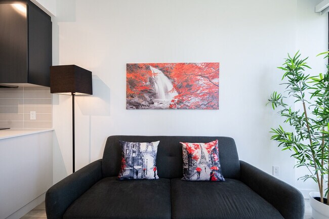 Photo du bâtiment - 1383 Av. Argyle