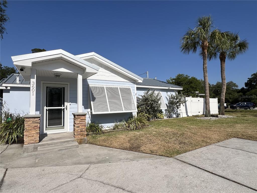 Foto principal - 3601 Park St N