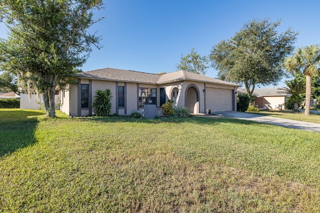 Foto del edificio - 7334 Bent Oak Dr