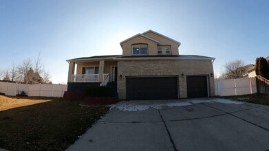 Building Photo - 5337 W Mountain Hill Dr