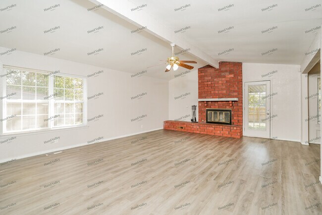 Foto del edificio - 2613 W Houston Pl