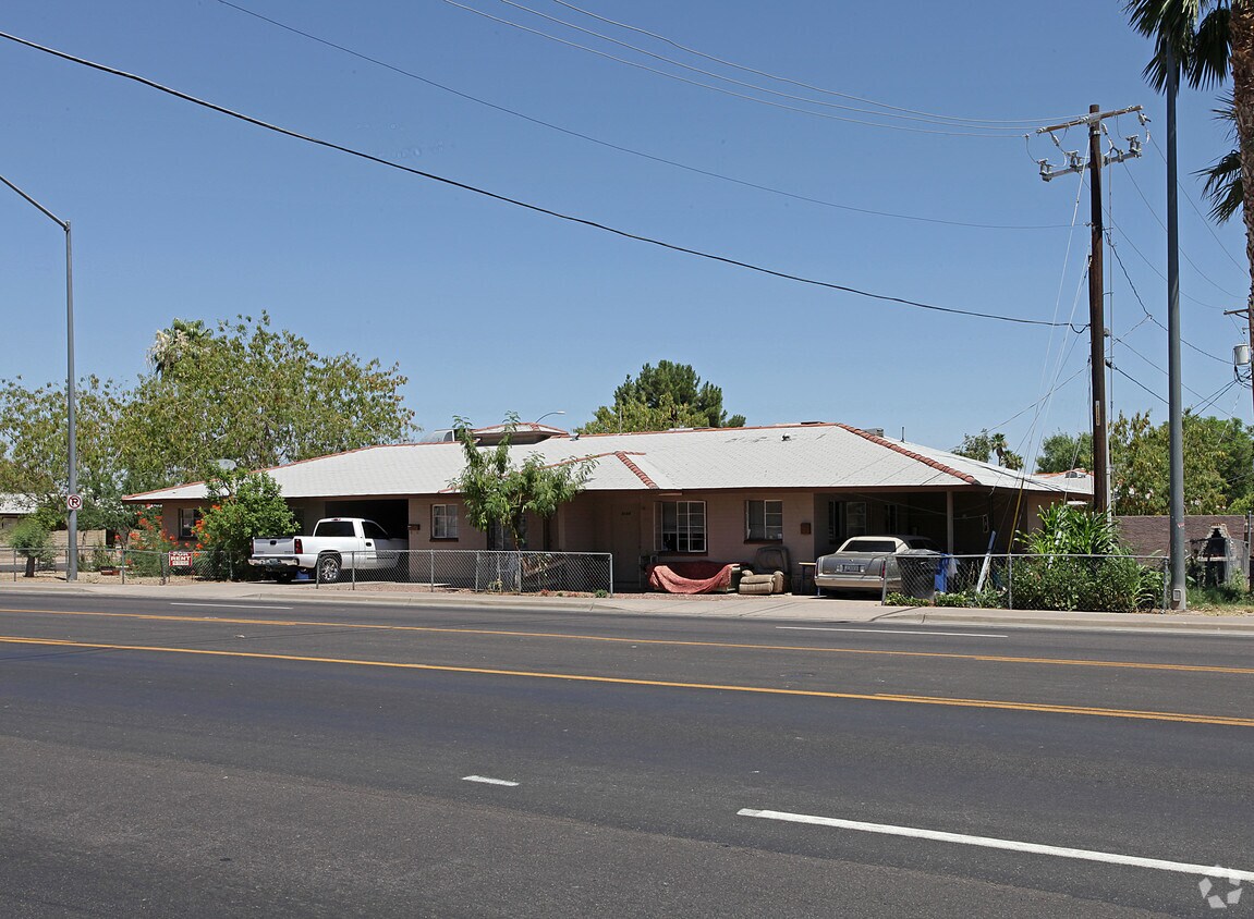 1562 E Broadway Rd, Mesa, AZ 85204 Apartments at 1562 E Broadway Rd