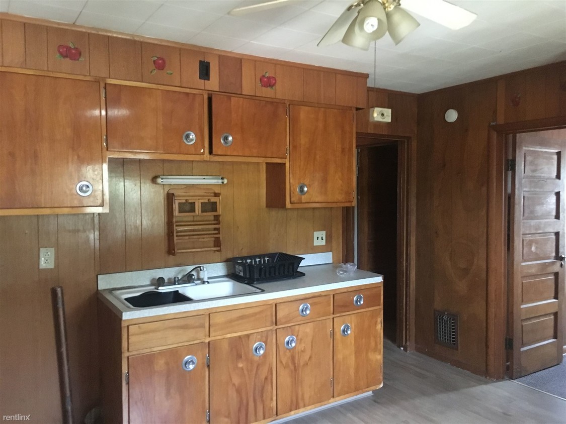 Foto del edificio - 2 br, 1 bath  - 1044 W 21st St