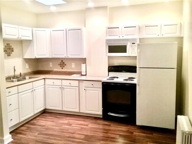 Foto del edificio - 484 3rd St