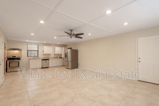 Building Photo - 4640 FM1374