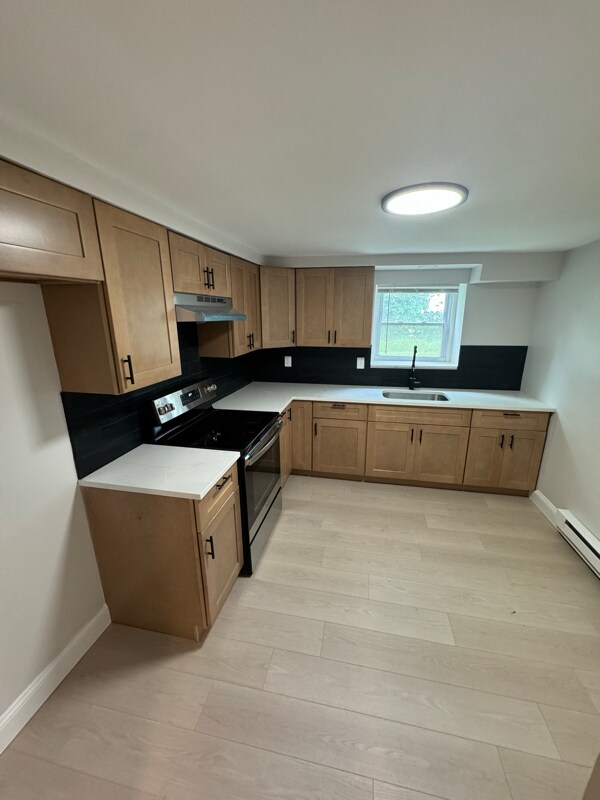 Foto principal - 703 E Hamilton St