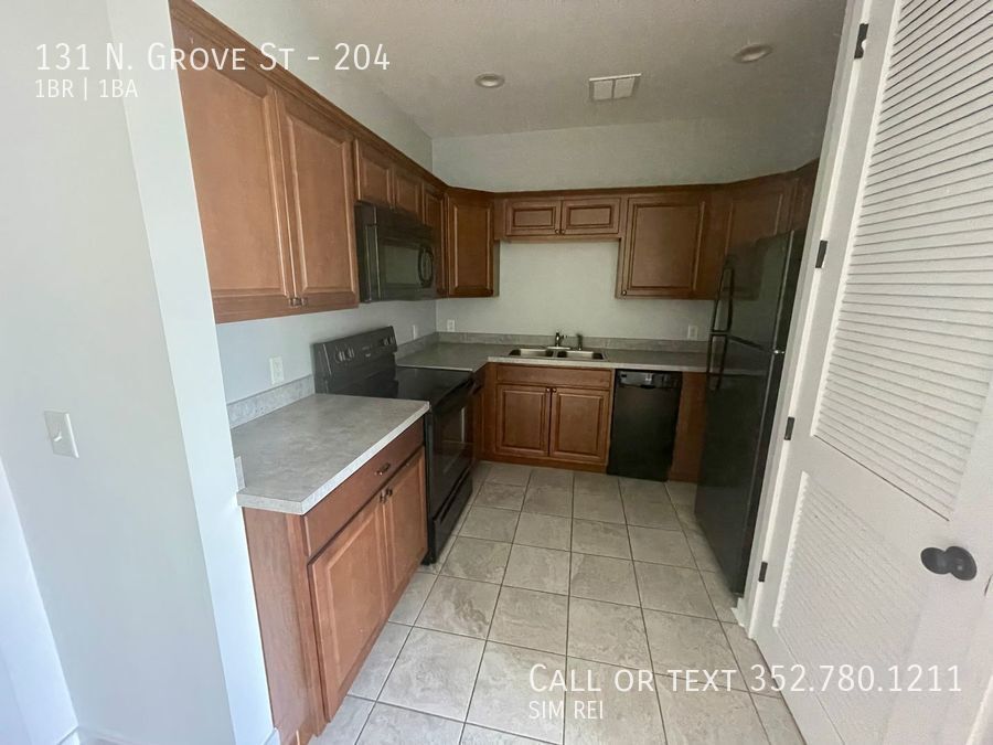 Primary Photo - Downtown Eustis 1 Bed 1 Bath Upper Apartment