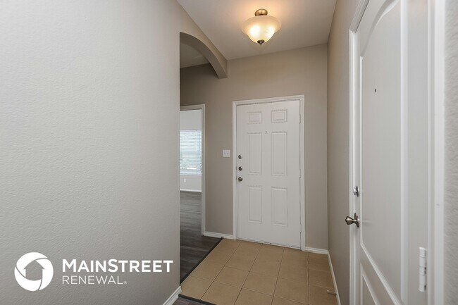 Foto del edificio - 421 Crescent Creek Ln