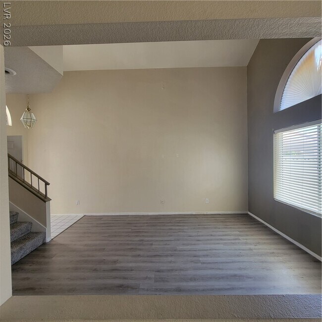 Building Photo - 7321 Summer Sun Dr