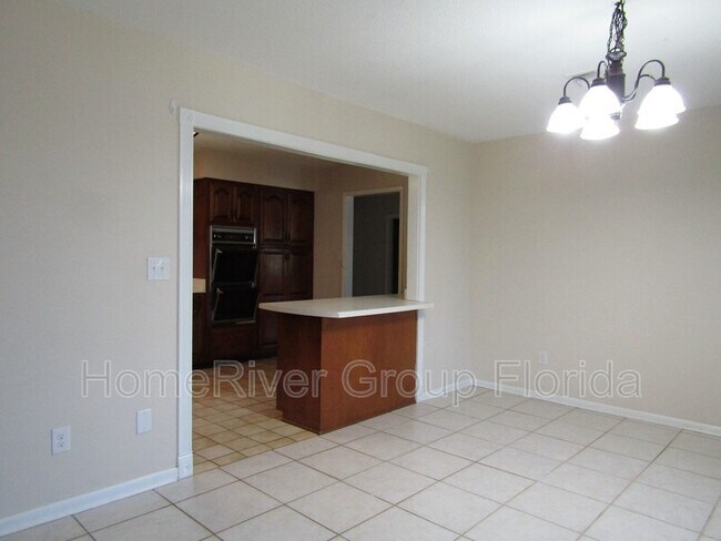 Building Photo - 3050 Partridge Dr