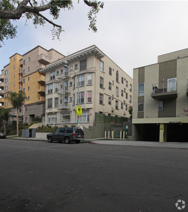 218 Apartments Available for Rent in Downtown La, CA