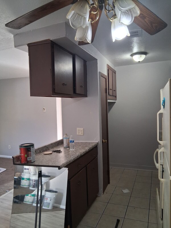 Foto del edificio - 1885 Taylor Rd