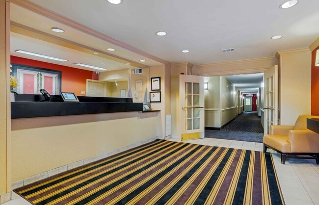 Building Photo - Furnished Studio-Destin - US 98 - Emerald ...