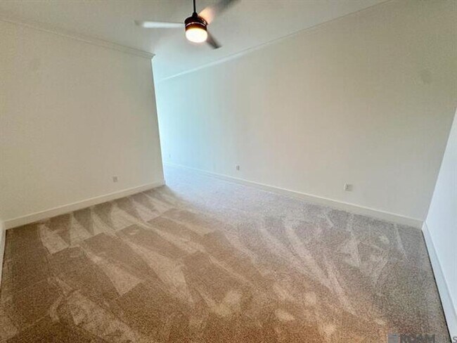 Foto del edificio - Brand new 3 bedroom, 2 bath town home!