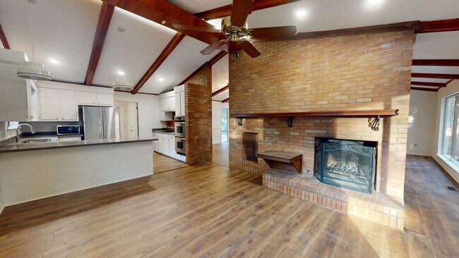 Foto del edificio - Newly Renovated Home For Rent