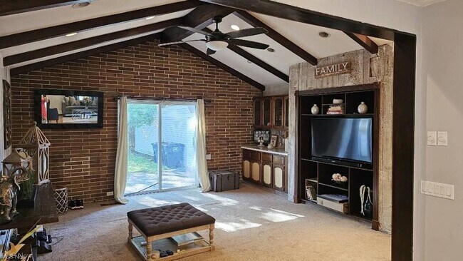 Foto del edificio - 1402 Clearview Rd