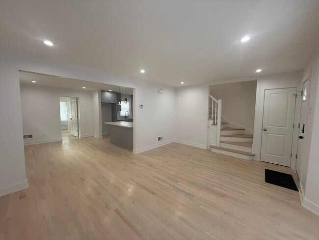 Foto del edificio - 9304 S Justine St