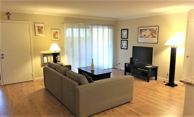 Building Photo - 39139 Argonaut Way