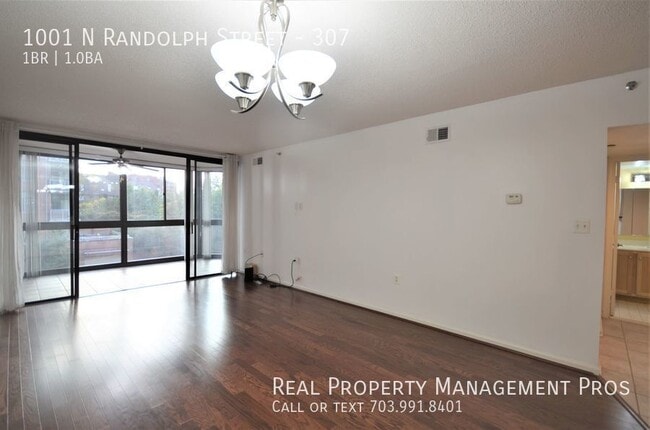 Building Photo - 1001 N Randolph St