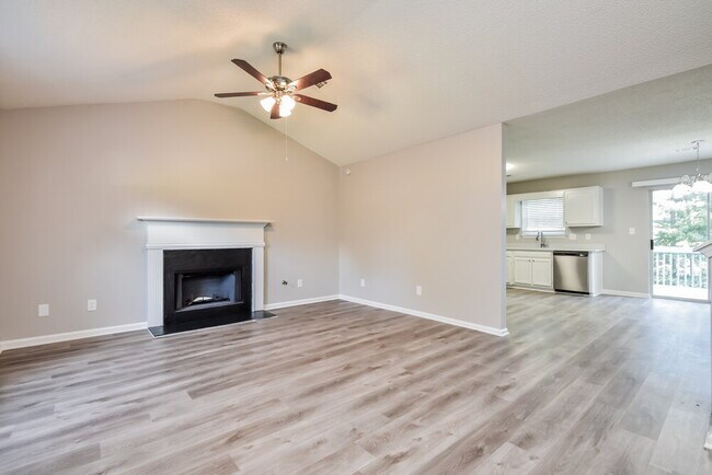 Foto del edificio - 3509 Mosswood Ln